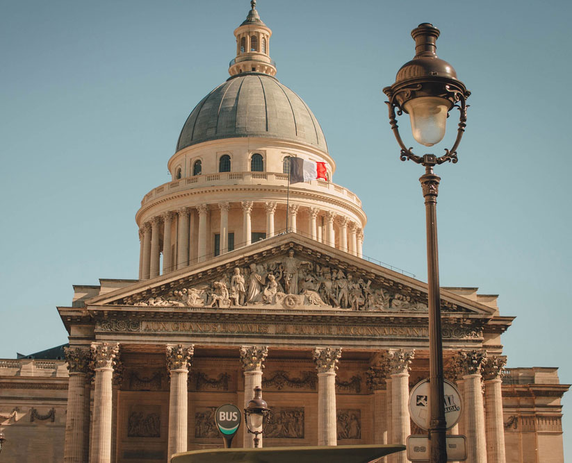 Rédaction et analyse de contrats : un accompagnement sur-mesure